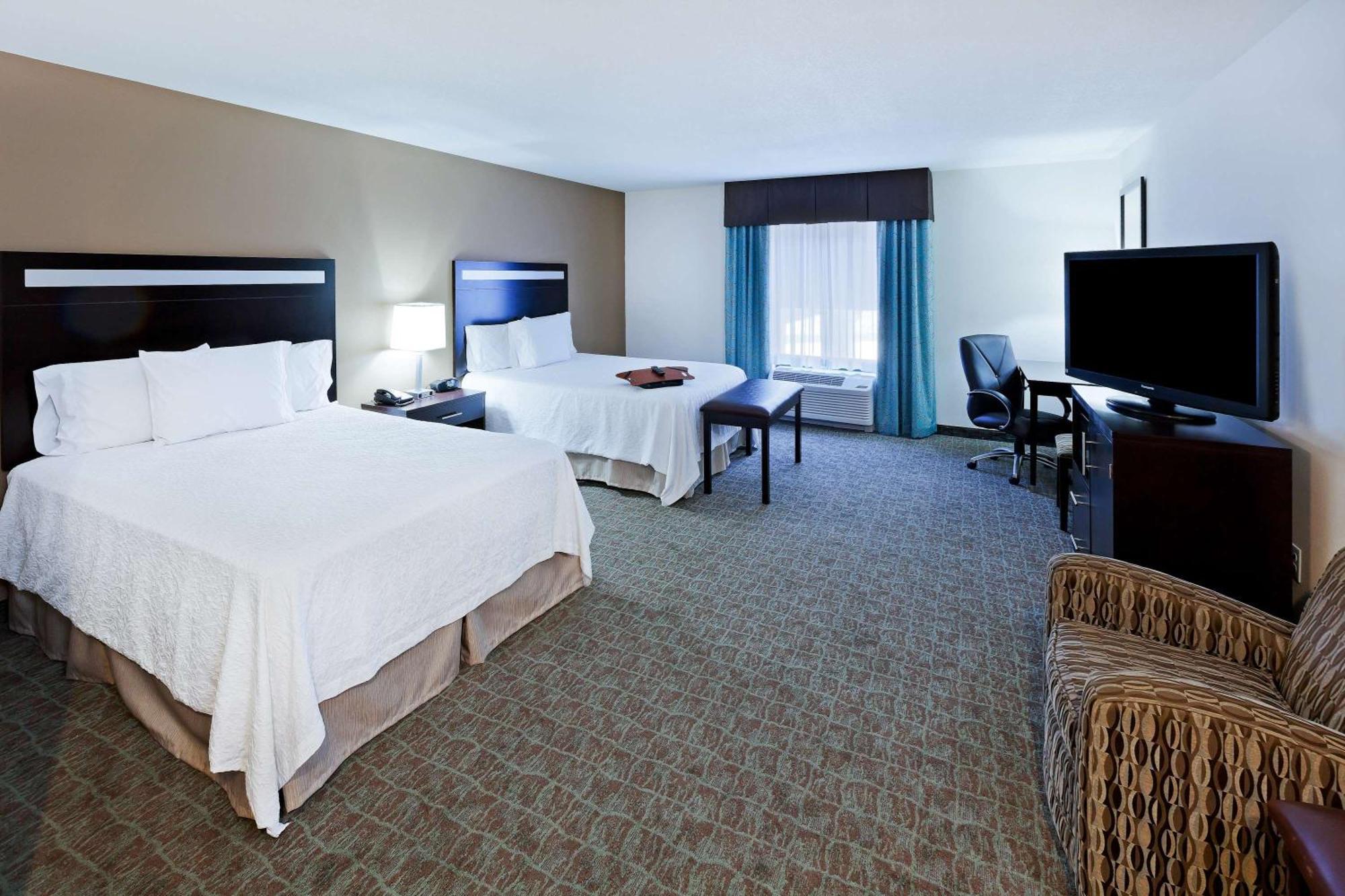 Hampton Inn & Suites Либерал Экстерьер фото
