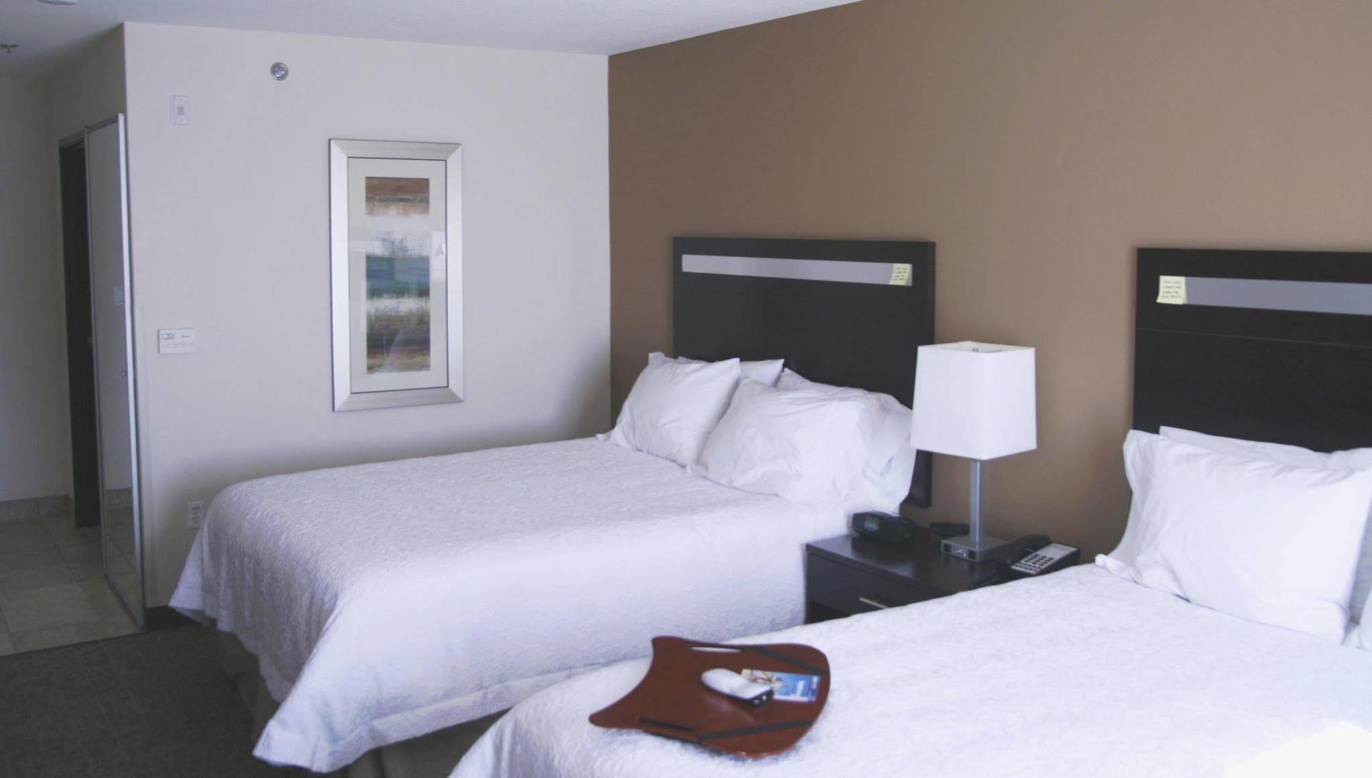 Hampton Inn & Suites Либерал Экстерьер фото